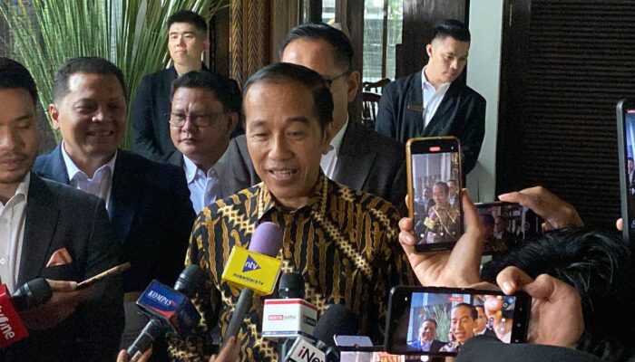 Istana Bantah Isu Matahari Kembar, Jokowi Klarifikasi Soal Kunjungan Perwira Polri