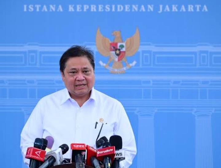 Diprotes Buruh, Airlangga Klaim Formulasi Penetapan UMP Sudah Sangat Baik