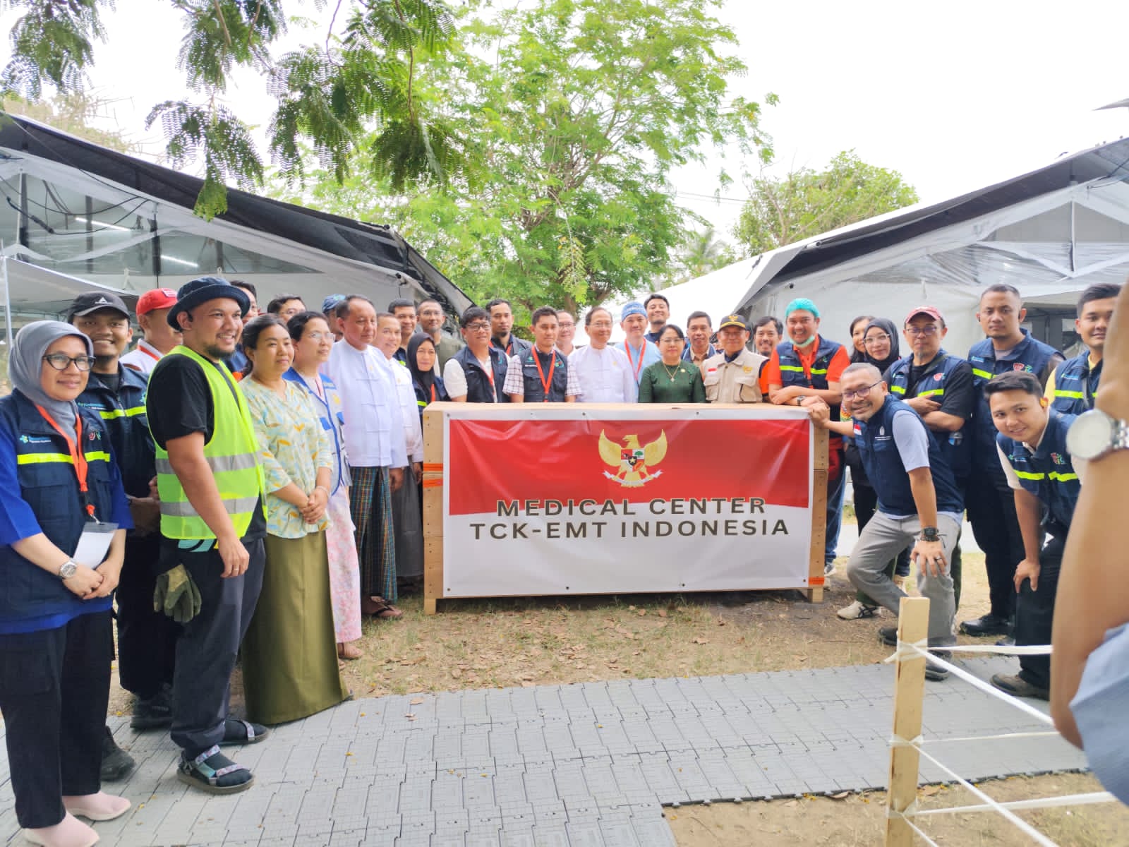 Kapusdokkes Polri Apresiasi Kinerja TCK-EMT Indonesia di Myanmar