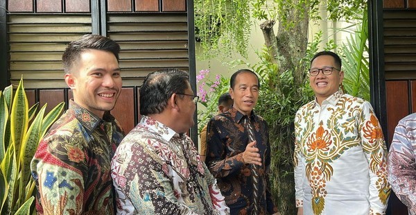 Tantang Pihak yang Mendalilkan Ijazah Palsu, Jokowi: Harus Membuktikan!