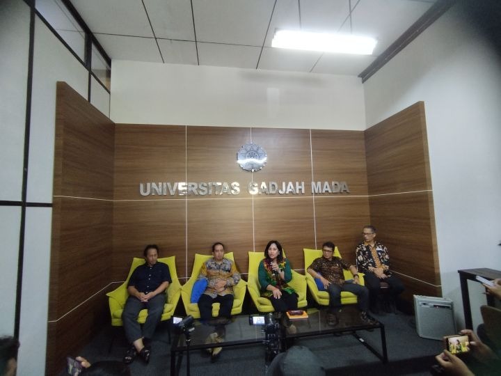 Pastikan Jokowi Lulus 5 November 1985, Simak Fakta Dibalik Klarifikasi UGM soal Keaslian Ijazah