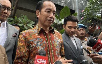 Jokowi Melawan! Roy Suryo Cs Dilaporkan ke Polisi soal Ijazah Palsu