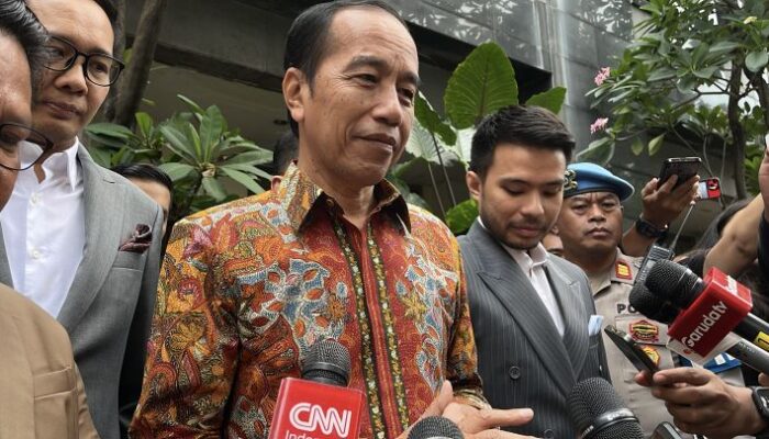 Tolak Mediasi di PN Solo, Jokowi Tegas Tak Akan Tampilkan Ijazah Asli