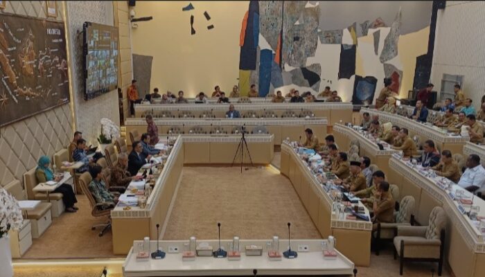 Komisi II DPR RI Panggil Sejumlah Gubernur Untuk Hadiri Rapat