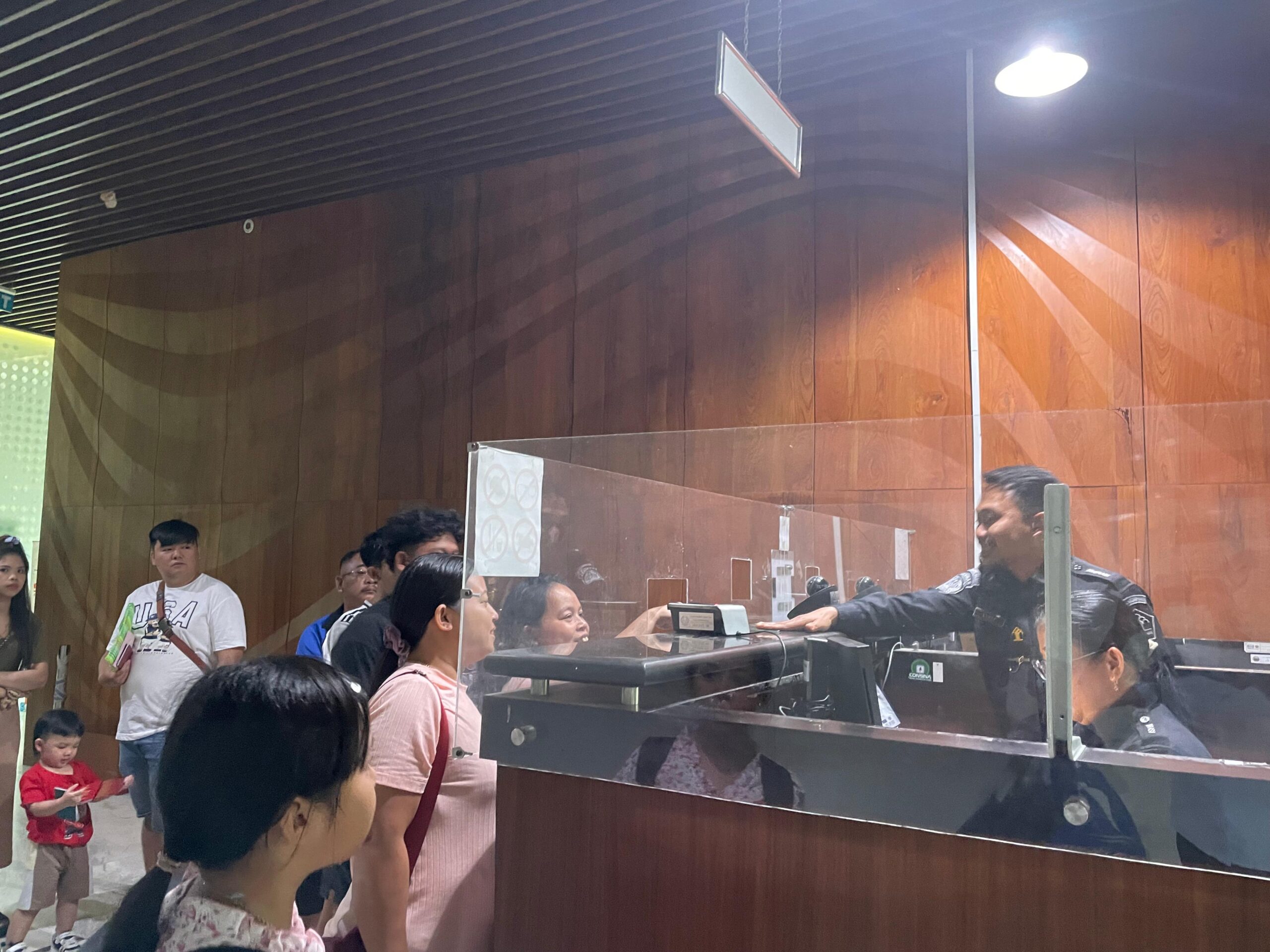 Aksi Langsung Komjen Makhruzi: Tingkatkan Pelayanan Perbatasan Saat Mudik PLBN Aruk di Sajingan Besar, Kabupaten Sambas