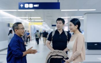 Penumpang MRT Jakarta