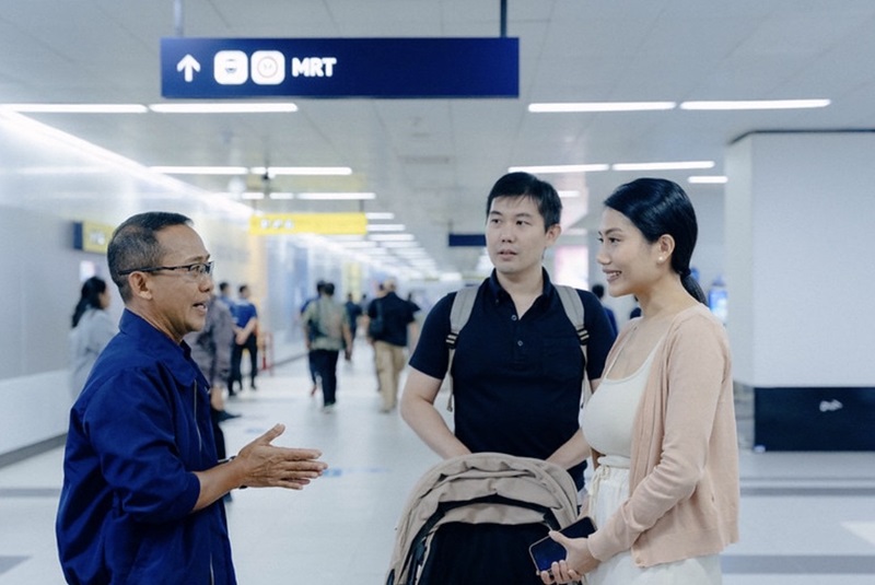 Penumpang MRT Jakarta