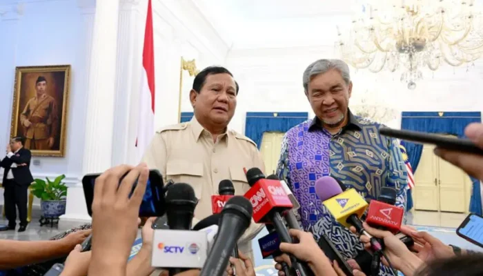 Prabowo Singgung Tarif Trump Saat Jumpa Ahmad Zahid di Istana
