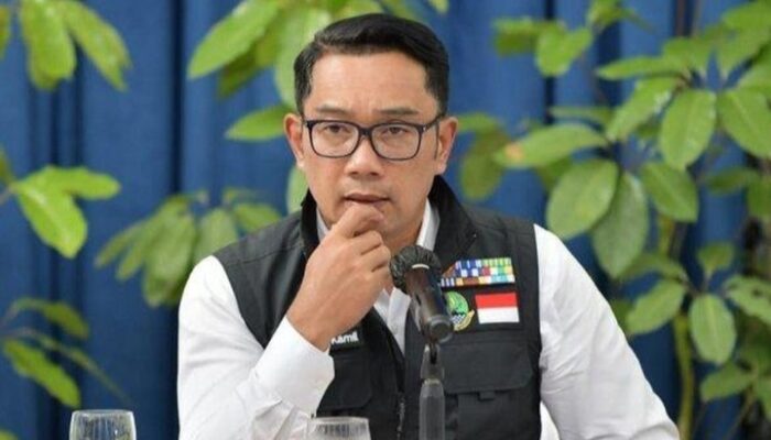 Rumor Kemeja Biru Ridwan Kamil dan Rok Pendek Aura Kasih