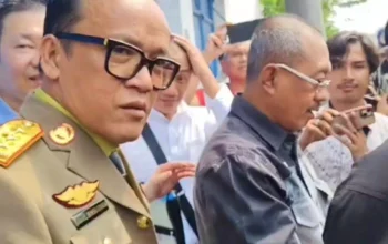 Sentoso Seal Tega Potong Gaji Karyawan bila Salat Jumat, Wamenaker: Biadab!
