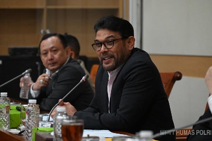 apresiasi-dpr-ri-atas-kelancaran-mudik-terima-kasih-pak-kapolri-10