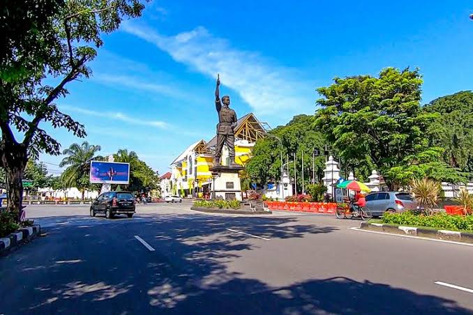 DPR Ingatkan Kemendagri Hati-Hati Usul Solo Jadi Daerah Istimewa