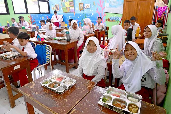 Kisruh Program Makan Bergizi Gratis: Tekor Asal Kesohor