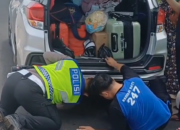 Aksi Sigap Polisi Majalengka: Bantu Pemudik dengan Ban Pecah di Tol Cipali