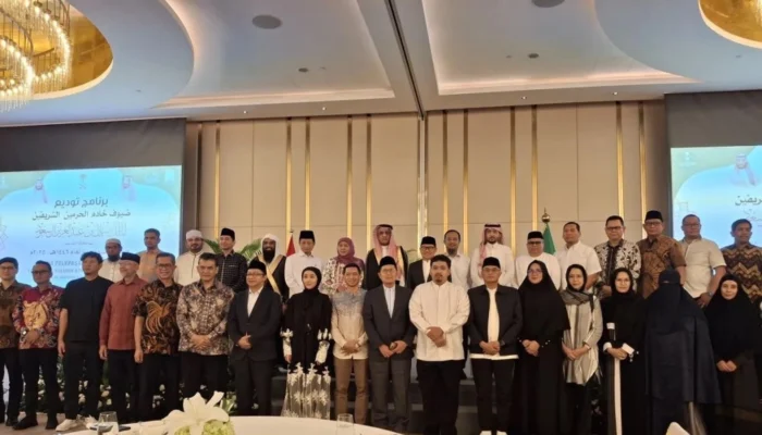 40 Jemaah Haji Indonesia Diundang Khusus Raja Salman, Dilepas dengan Upacara Khidmat di Jakarta
