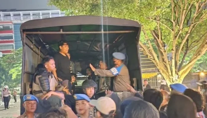 Akademisi Sebut Aksi Anarkis Anarko saat Bajak Demo May Day di Semarang Bisa Dipidana