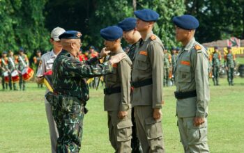 Kalemdiklat Polri Resmi Tutup Dikbangspes Dasar Brimob STIK Angkatan 83 di Pusdik Watukosek
