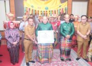 Kapolri Listyo Sigit Dapat Gelar Kehormatan Adat Bugis : Lapateddungi Daeng Pasamppo