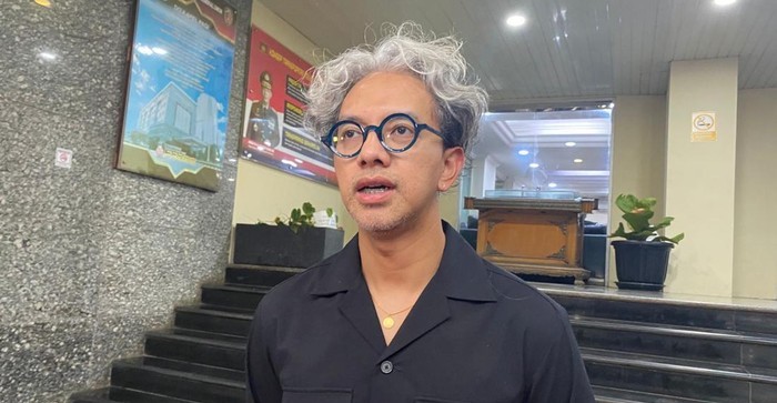 Desainer Didiet Maulana Apresiasi Penangkapan Penjambret Ibunya: Angkat Topi untuk Kinerja Kepolisian!