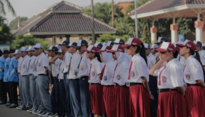 DPR Akan Rapat Bersama Kemendikdasmen Bahas Putusan MK Terkait Sekolah Gratis