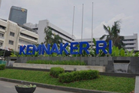 KPK Geledah Kantor Kemnaker Terkait Kasus Suap TKA