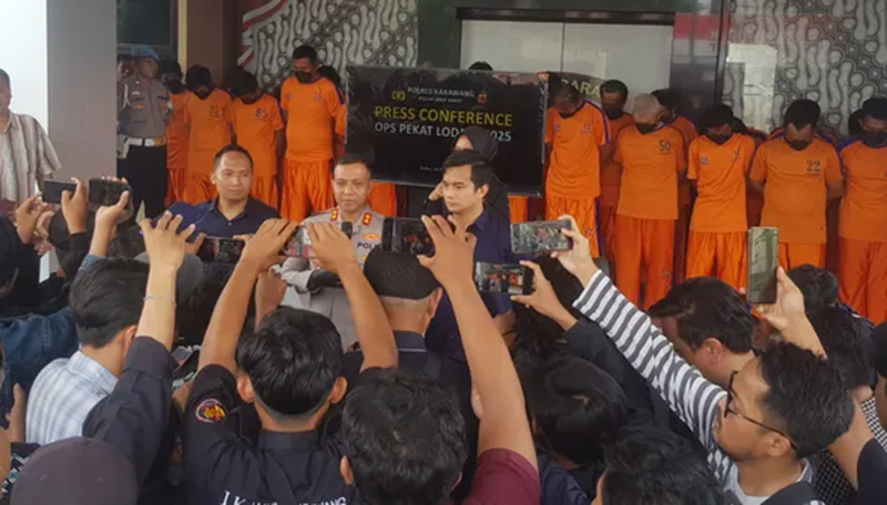 Konferensi Pers Kapolres Karawang