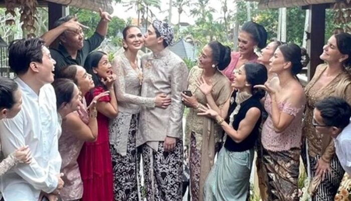 Luna Maya dan Maxime Bouttier Resmi Menikah