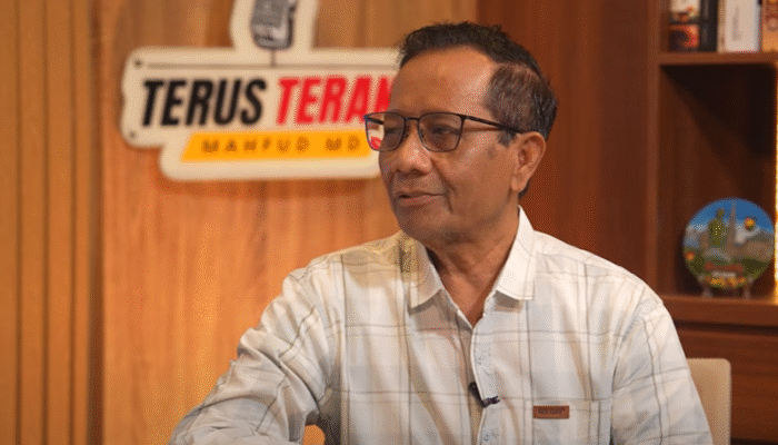 Cerita Mahfud Ditemui Seskab Teddy Diminta Bantu Prabowo