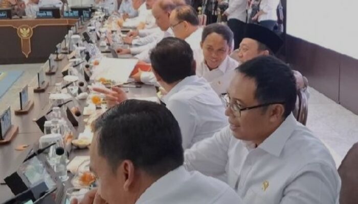 Hasan Nasbi Berkantor Lagi, Tidak Jadi Mundur Dari Kepala PCO