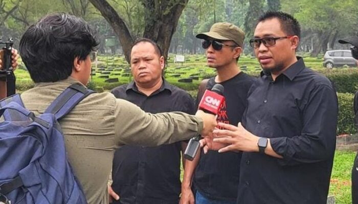 Tabur Bunga di Pondok Rangon, Aktivis 98 Tolak Soeharto Jadi Pahlawan Nasional