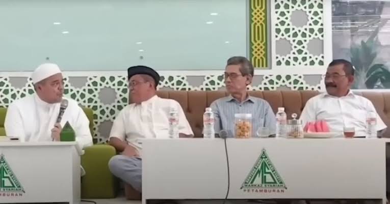 Rizieq Shihab Tambah Poin Kontroversial ‘Adili Jokowi’ ke Purn TNI, Aktivis: Demokrasi Bukan Panggung Fitnah