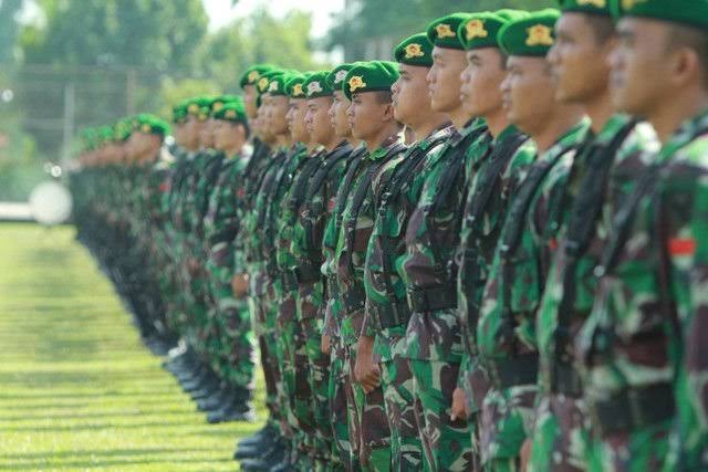 Marak TNI Kawal Kejaksaan, Apakah Ada Hubungan dengan Kasus Korupsi Satelit Kemenhan?