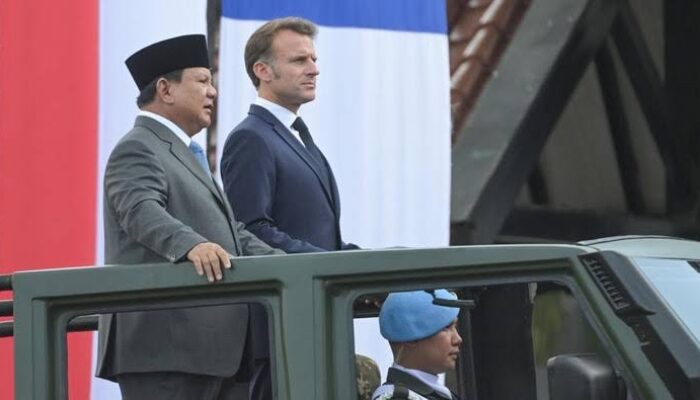 Usai Istana & UNJ, Presiden Prancis ke Akmil & Candi Borobudur