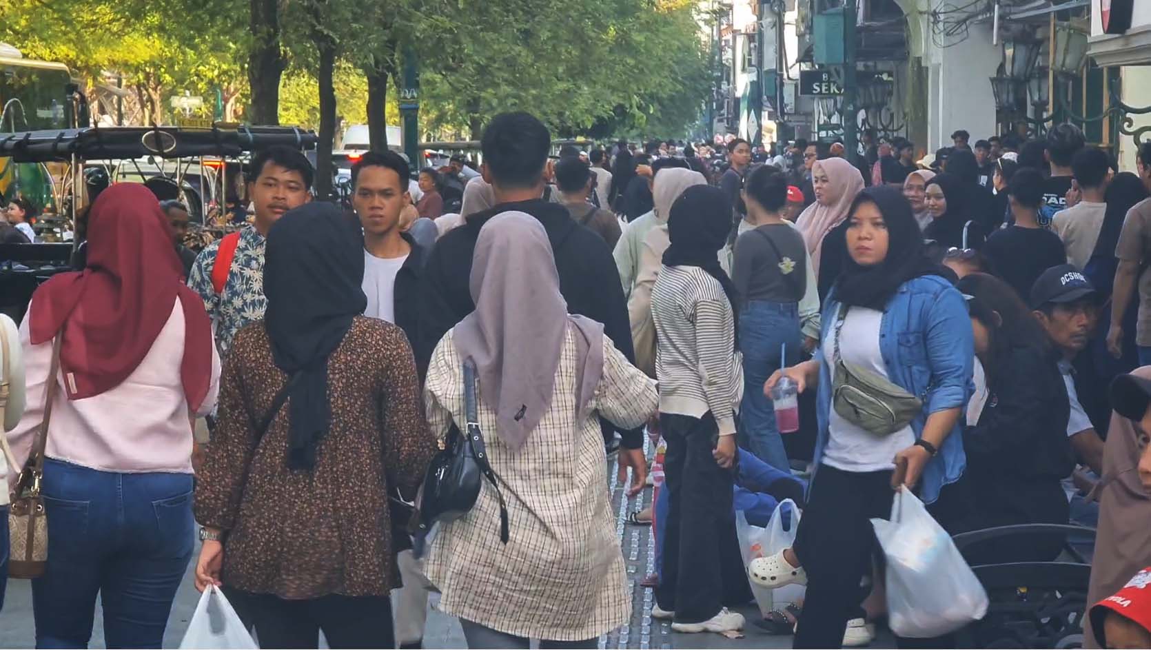 Malioboro Tetap Jadi Magnet Wisatawan di Libur Panjang, Suasana Ramai dan Penuh Keakraban
