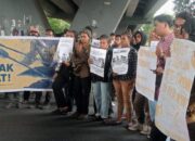 Mahasiswa Papua Demo Tolak Investor Asing di Tambang Raja Ampat