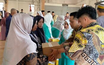 Berbagi Kasih dengan Masyarakat di Sukabumi