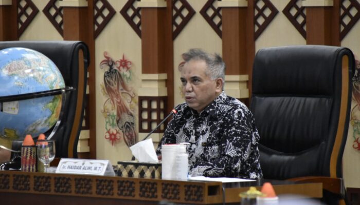 Haidar Alwi: Reformasi STNK dan Wajah Baru Pelayanan Polri untuk Rakyat