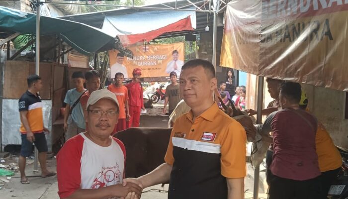 Penuh Kesederhanaan, DPP Partai Hanura Di Pemukiman Warga Penjaringan, Jakarta Utara Berbagi Qurban