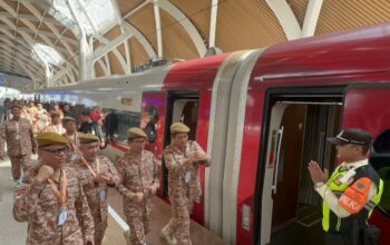 84 Kepala Daerah Naik Whoosh Menuju Retret di IPDN Jatinangor
