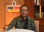 Mahfud MD Dukung Vonis 16 Tahun Zarof, Minta Kejagung Buka Perkara Baru soal Rp915 M