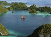Bahlil Lahadalia Setop Sementara Tambang Nikel Raja Ampat, Ini Saran Pengamat