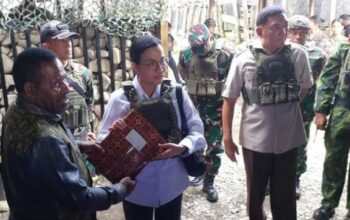 Walau Tingginya Risiko Keamanan, Menkeu dan Menhan Kunjungi Nduga Papua Pegunungan