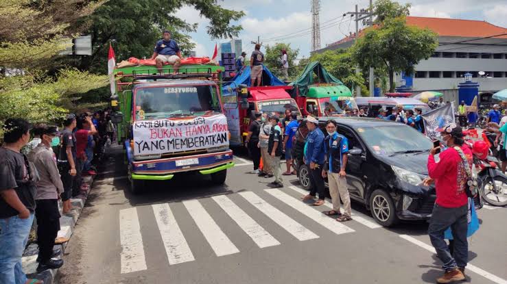 Demo Tolak Aturan ODOL Diberbagai Daerah