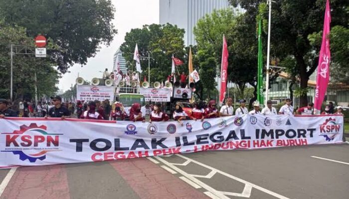Demo Buruh 1 Juni