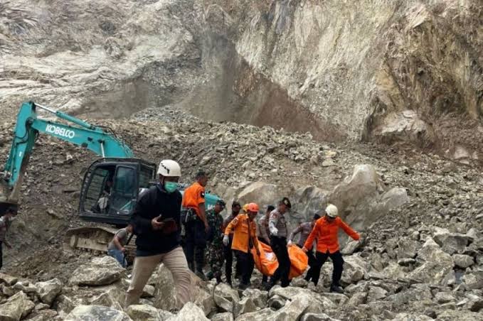 Longsor Galian C Gunung Kuda Cirebon, 3 Jenazah Ditemukan