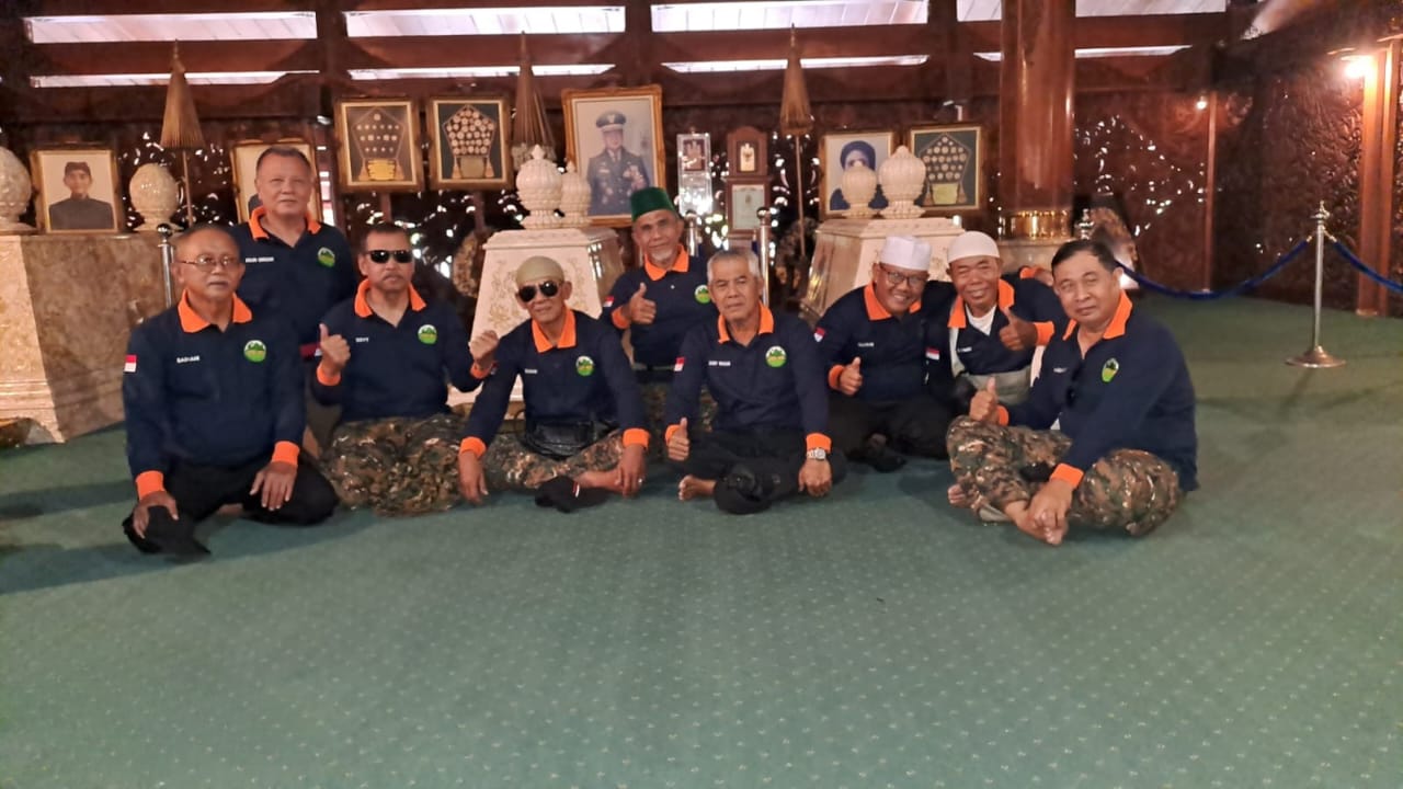 Astana Giri Bangun Jadi Tujuan Ziarah Warga Bekasi Saat Liburan