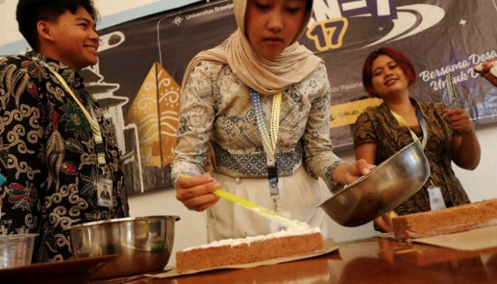 BoMaGu: Inovasi Bolu Mangrove Mahasiswa FPIK Universitas Brawijaya untuk Desa Penunggul