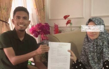 Fadli Rumakefing dan Ria Aulia