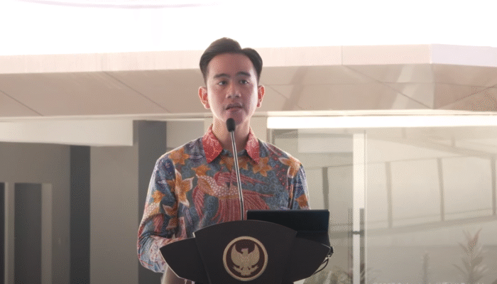 Polemik Ijazah Gibran dari Gugatan Hingga Pembelaan Alumni
