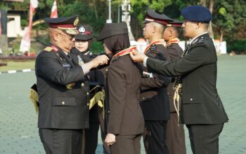100 Perwira SIPSS 2025 Resmi Dilantik, Kalemdiklat Polri: Polisi Harus Jadi Teladan di Tengah Masyarakat
